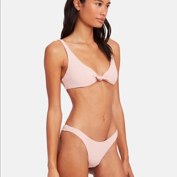 Vitamin A High Leg Bikini Bottom in Pink XS - Picture 4 of 4